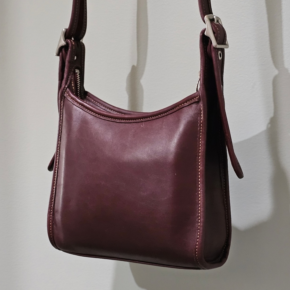 Sold!! Vintage Coach Legacy Small Zip Crossbody Shoulder Bag 9997 (Currant) - Picture 12 of 14